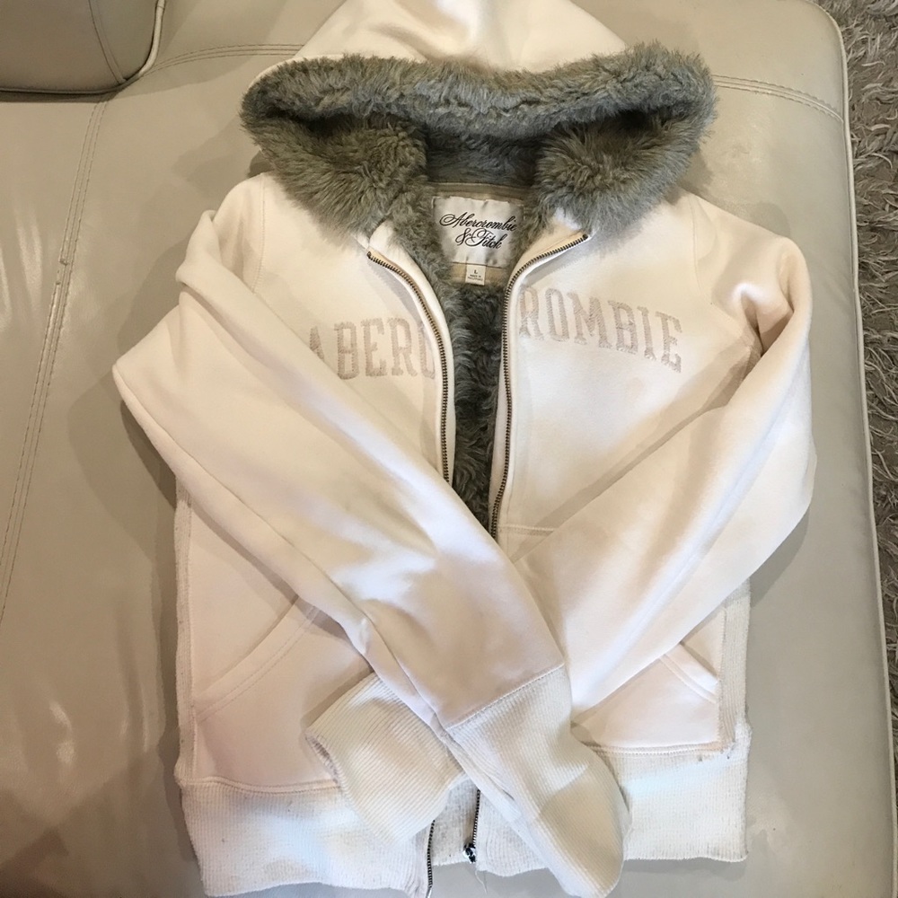 Abercrombie Fur Lined Cream hoodie